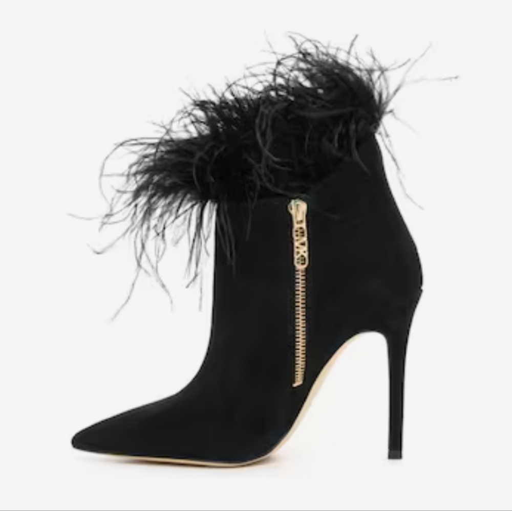 Michael Michael Kors Whitby Bootie - Picture 3 of 10